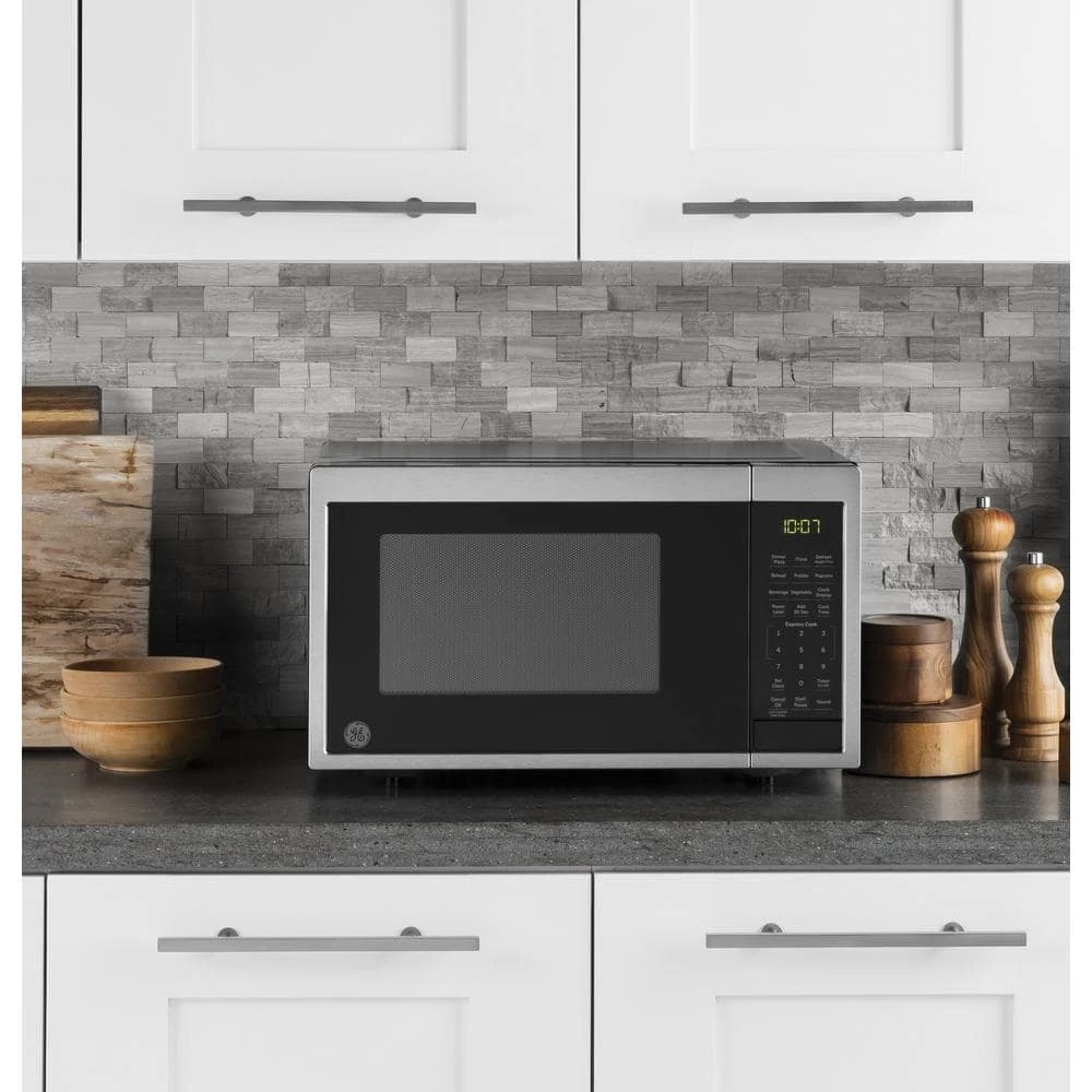 GE 0.9 cu. ft. Smart Countertop Microwave in Stainless Steel - Image 8